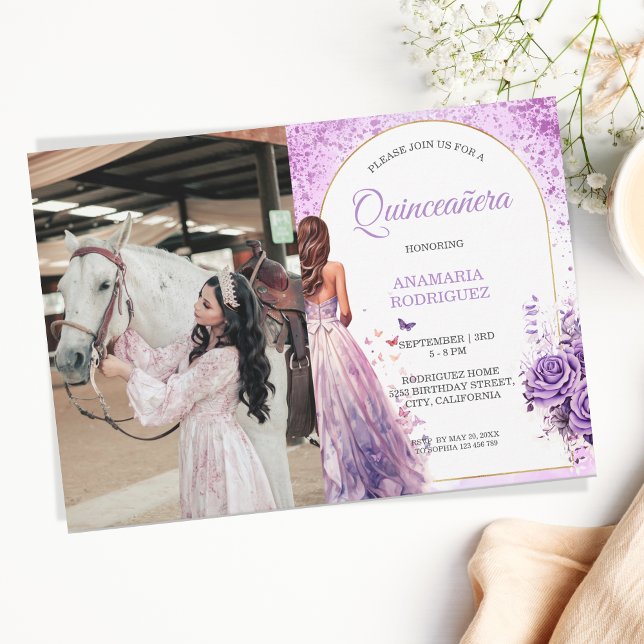 Invitation Photo Quinceañera Robe violette Papillons floraux (Créateur téléchargé)
