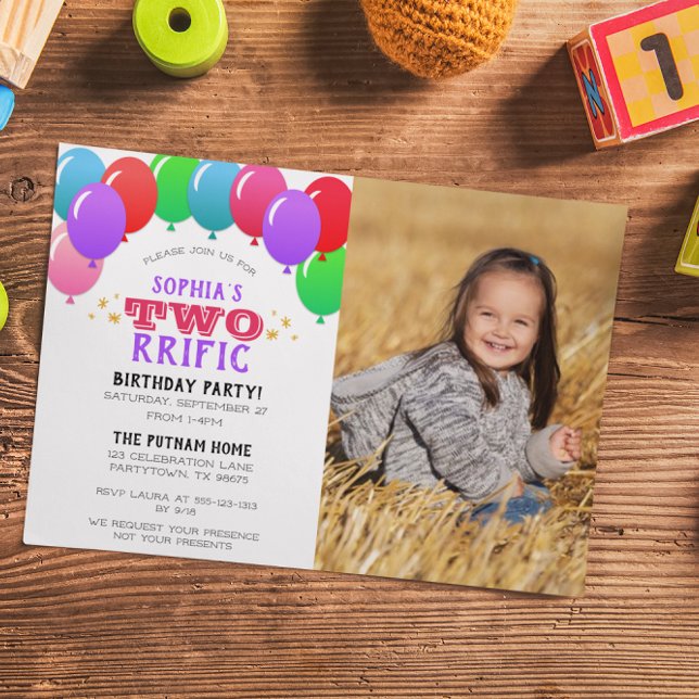 Invitation Photo violette de deux ans du magnifique ballon d' (Créateur téléchargé)