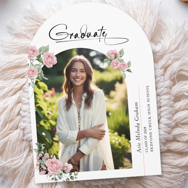 Invitation Pink Roses Script Photo Graduation Announcement (Créateur téléchargé)