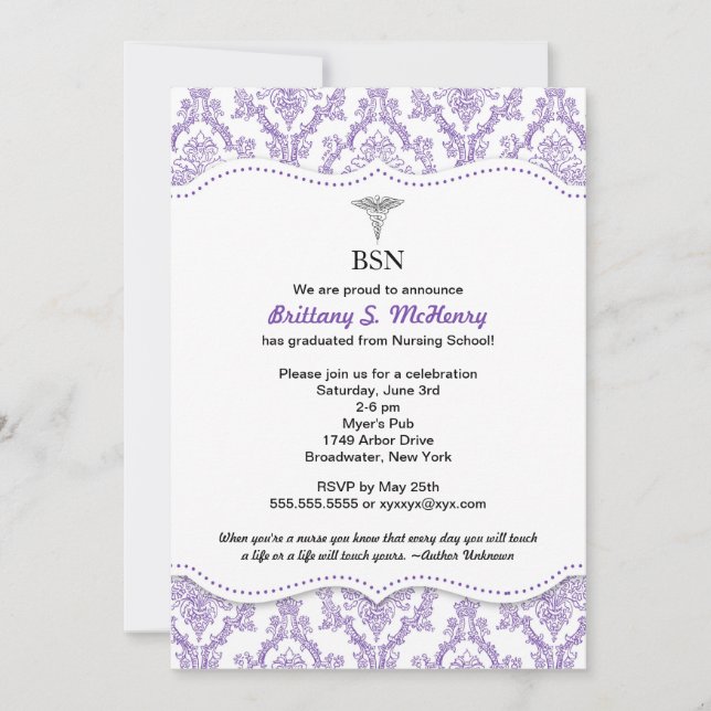 Invitation Purple Damask Infirmière graduation pinning invita (Devant)