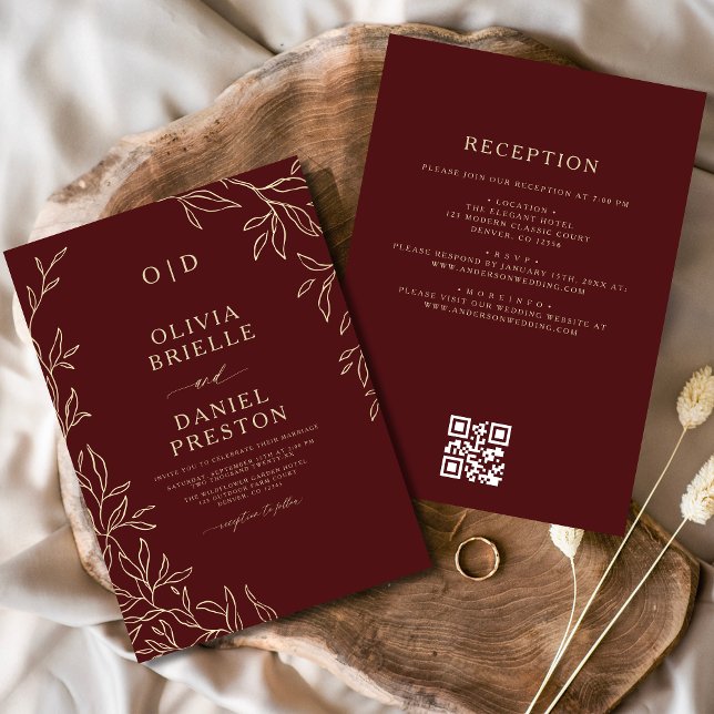 Invitation QR Code Elegant Bourgogne Mariage Monogramme Or (Créateur téléchargé)