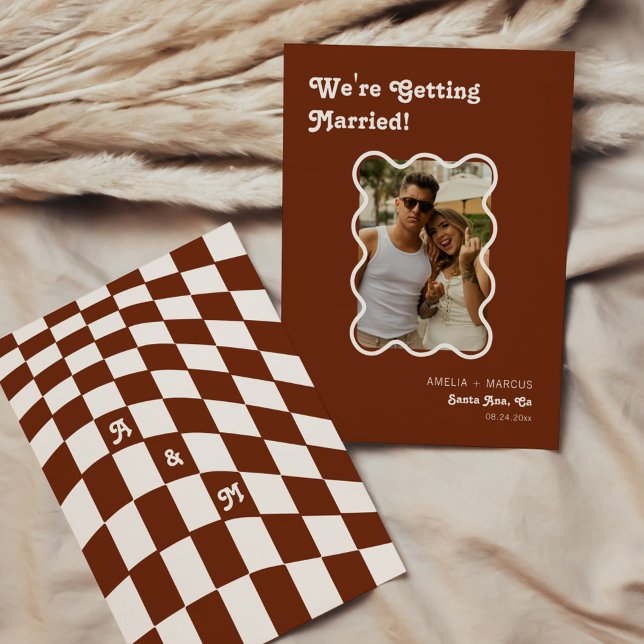 Invitation Retro Moderne Chic Checker en terre cuite Enregist (Créateur téléchargé)