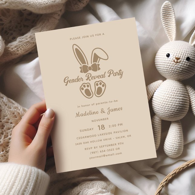 Invitation Révélation de genre beige clair lapin moderne (Créateur téléchargé)