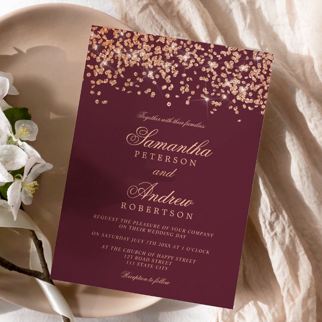 Invitation Rose classique rouge bordeaux mariage de confettis (Classic red burgundy rose gold confetti wedding invitation)