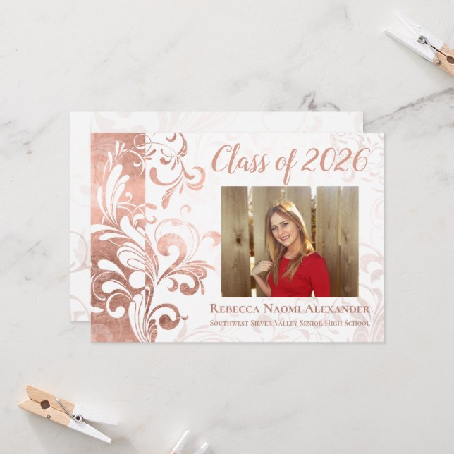 Invitation Rose Gold Pink Elegant Swirl Photo 2025 Graduation (Devant/Arrière en situation)
