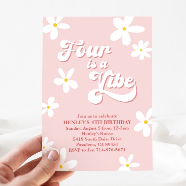Invitation Rose Retro Daisy Four Est Un Anniversaire Vibe (Créateur téléchargé)