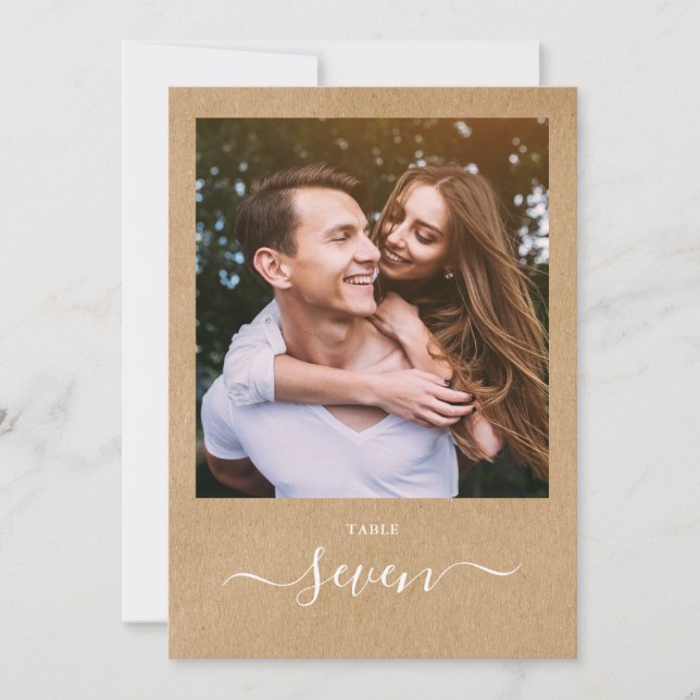 Invitation Rustic Kraft Élégant Script Numéro de la table pho (Devant)