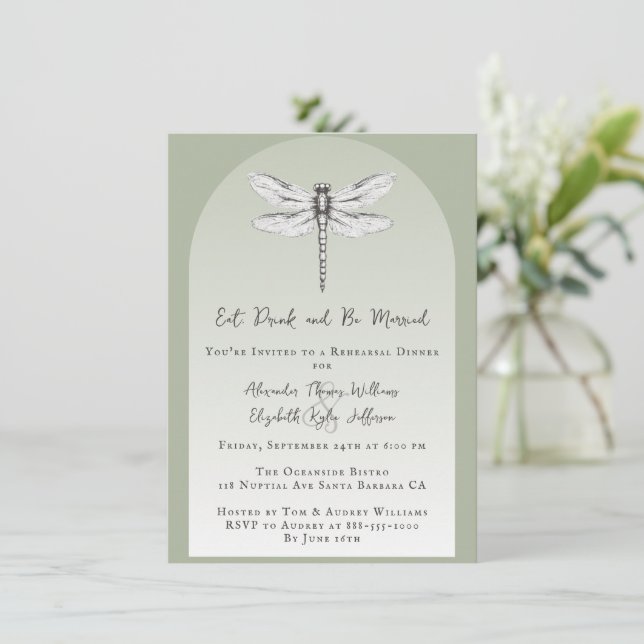 Invitation Sage Green Dragonfly Dîner de répétition Mariage (Debout devant)