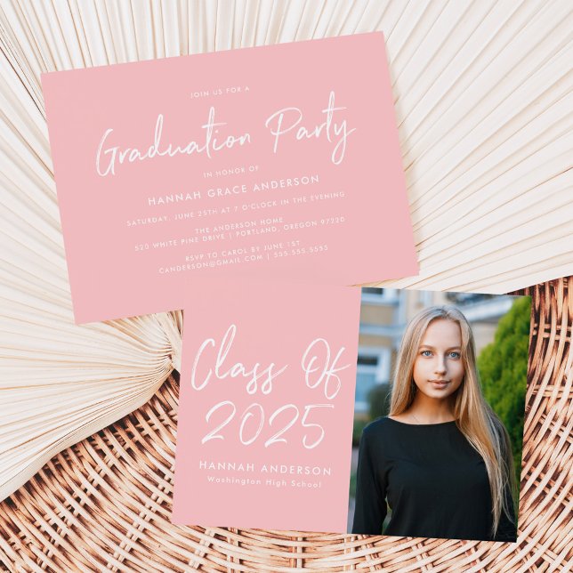 Invitation Script moderne Blush Pink Photo Party graduation (Créateur téléchargé)