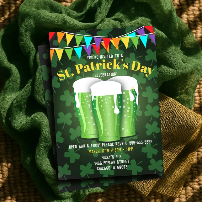 Invitation Shamrock vert de la fête de la bière St Patrick (St Patrick’s Day Beer Party Green Shamrock Invitation)