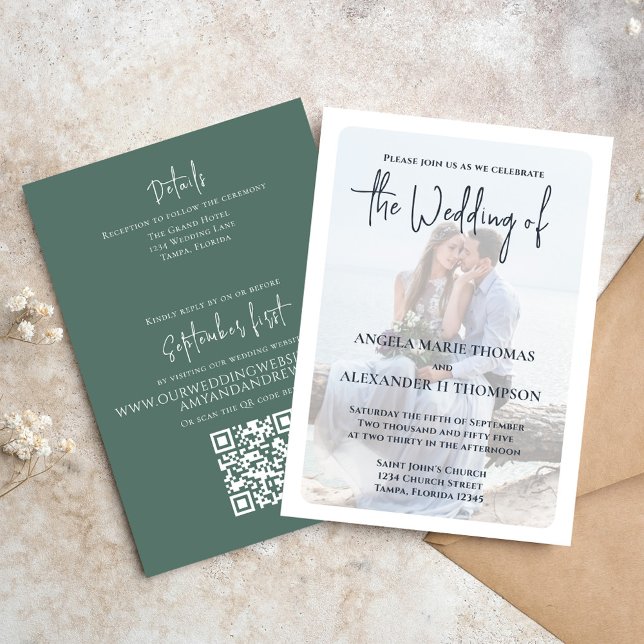 Invitation Simple simple vert QR Code élégant minimal RSVP (Elegant Wedding invitation with a minimalist photo vellum photo overlay effect.)