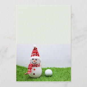Invitation Snowman et golf sur l'herbe verte Noël