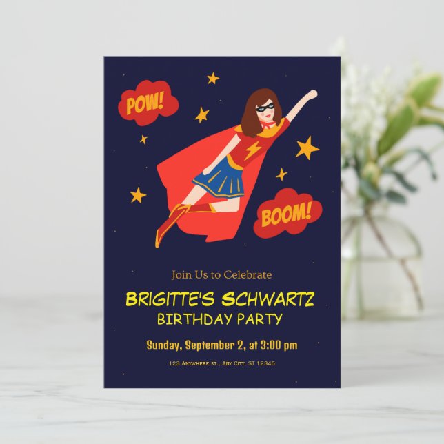 Invitation Superhero Anniversaire de enfant (Debout devant)