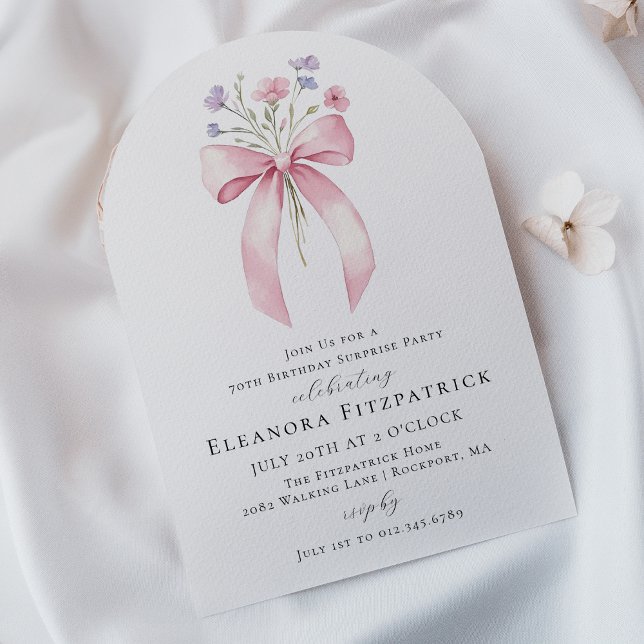 Invitation SURPRISE PARTY 70e anniversaire Bow Fleur sauvage  (Créateur téléchargé)