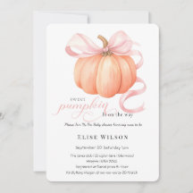 Sweet Little citrouille rose arc est en chemin