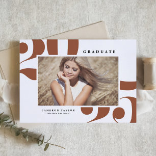 Invitation Terracotta Bold Typographie 2023 Diplôme Photo