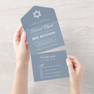 Invitation Tout En Un Bar Mitzvah Moderne Dusty Bleu Simple Blanc Script