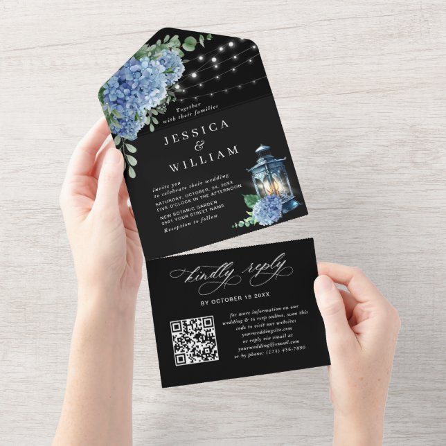 Invitation Tout En Un Blue Hydrangea Lantern Mariage noir code QR (Déchirure)