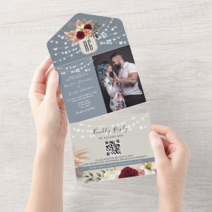 Invitation Tout En Un Code QR pour un mariage poussiéreux bleu et burgun