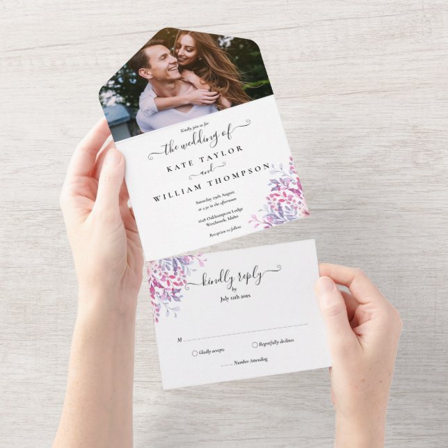 Invitation Tout En Un Country Floral Script Monogramme Mariage photo (Déchirure)