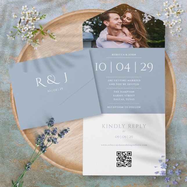 Invitation Tout En Un Dusty Blue Monogram QR Code Mariage photo Date (Dusty Blue Monogram QR Code Photo Wedding Date All In One Invitation)