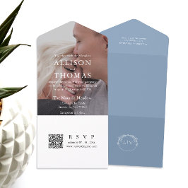 Invitation Tout En Un Dusty Blue QR Code moderne Monogramme Mariage