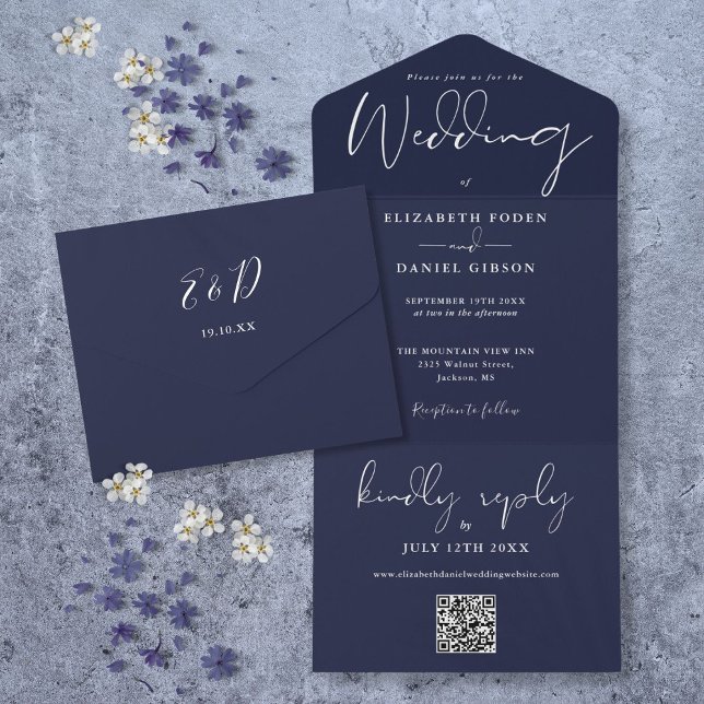 Invitation Tout En Un Elégant Marine bleu QR Code Monogramme Mariage (Elegant Navy Blue QR Code Monogram Wedding All In One Invitation)