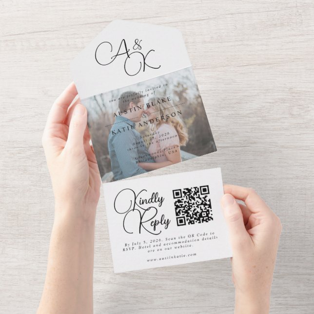 Invitation Tout En Un Élégant noir noir Monogramme Mariage photo (Déchirure)