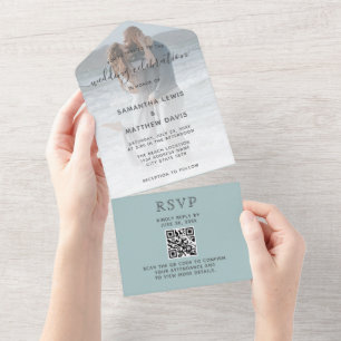 Invitation Tout En Un Elégant verre de mer Dusty Blue Beach Mariage QR C