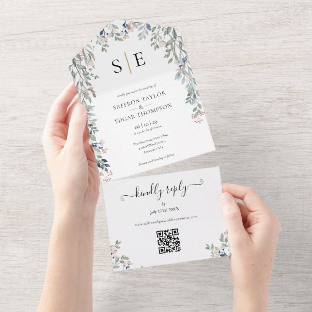 Invitation Tout En Un Floral Greenergie Monogramme QR Code Mariage (Déchirure)