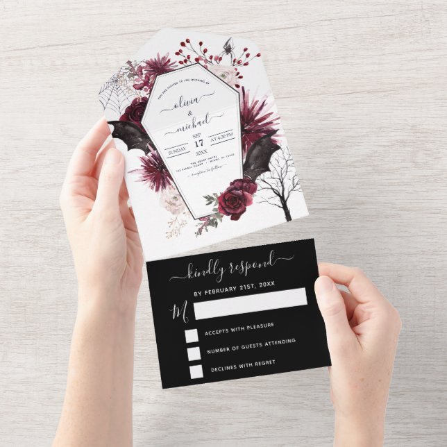 Invitation Tout En Un Halloween Mariage Automne automne foncé Bourgogne  (Déchirure)