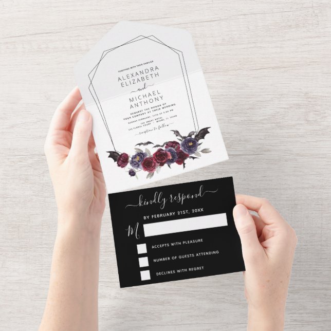 Invitation Tout En Un Halloween Mariage Automne automne foncé Bourgogne  (Déchirure)