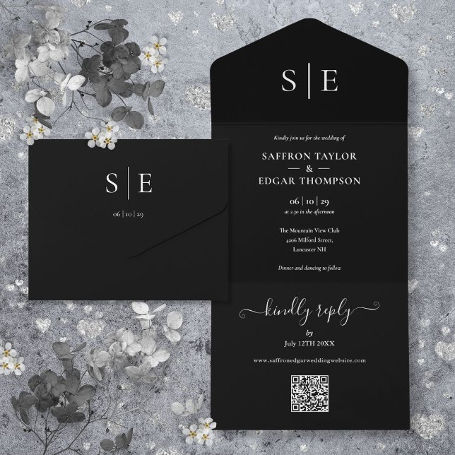 Invitation Tout En Un Mariage avec code QR monogramme noir et blanc (Black And White Monogram QR Code Wedding All In One Invitation)
