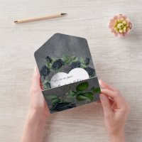 Mariage de style gothique floral foncé