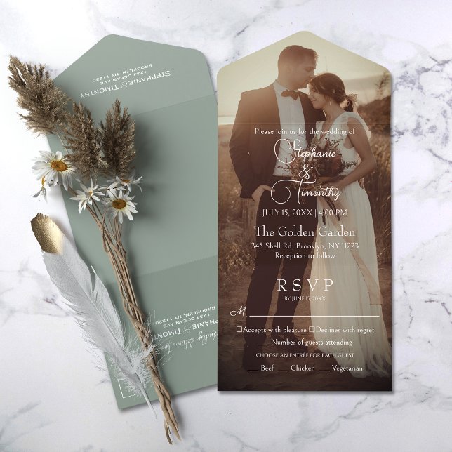 Invitation Tout En Un Mariage photo moderne Sage vert RSVP (Simplify your wedding with our all-in-one invitation – convenience and beauty in a single card.)