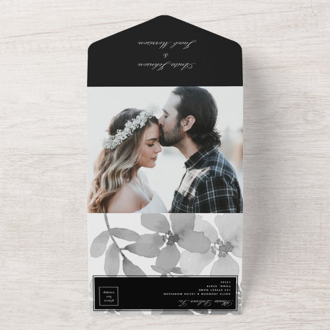 Invitation Tout En Un Mariage photo noir et blanc (Dehors)