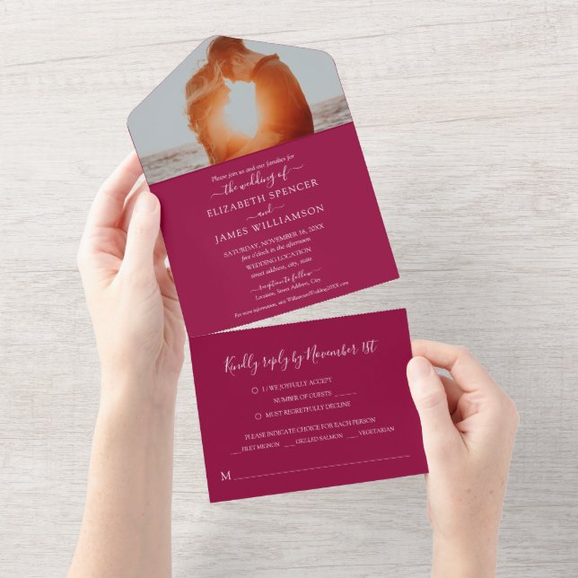 Invitation Tout En Un Mariage photo simple et élégant RSVP Cranberry (Déchirure)