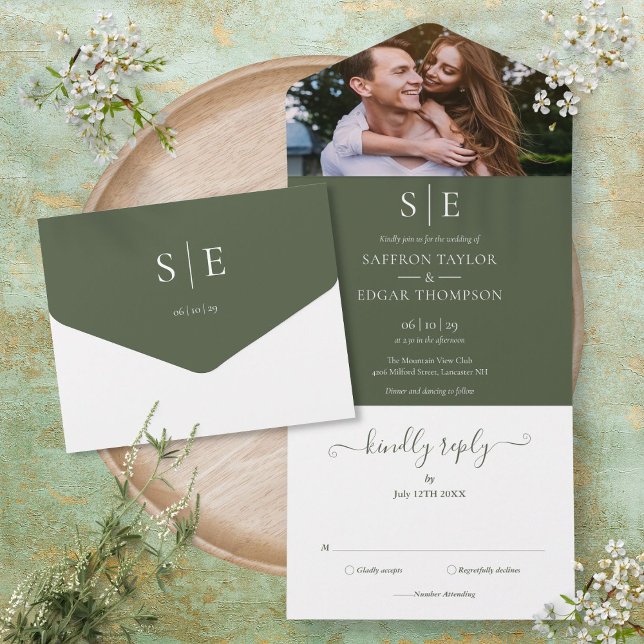 Invitation Tout En Un Olive Green Élégant Monogramme Mariage photo (Olive Green Elegant Monogram Photo Wedding All In One Invitation)