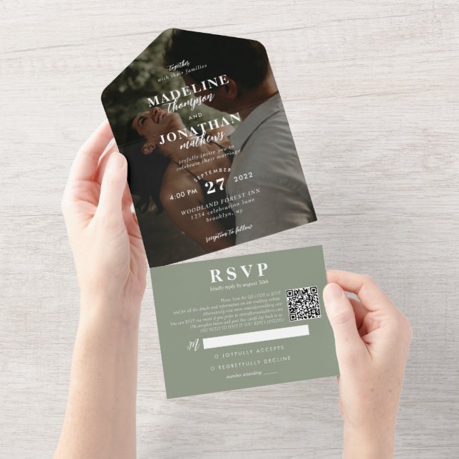 Invitation Tout En Un Sage photo moderne classique Vert QR Code Mariage (Déchirure)