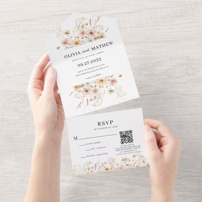 Invitation Tout En Un Whimsical Rustic Meadow Fleur sauvage QR Code Mari (Déchirure)