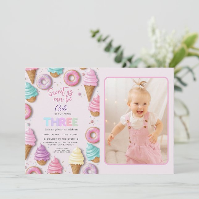 Invitation TROIS Sweet As Can Be Girl 3ème anniversaire (Debout devant)