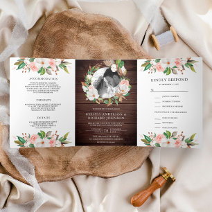 Invitation Trois Volets Couronne florale en bois de mariage Magnolia Blush