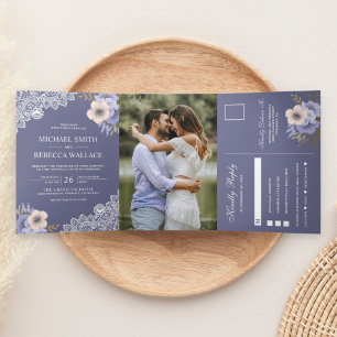 Invitation Trois Volets Elégante Dusty Purple Floral Dentelle Mariage Phot