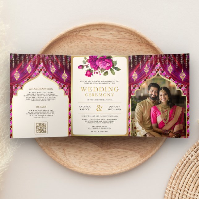 Invitation Trois Volets Magenta Gold Rideau Floral Mariage indien hindou (Créateur téléchargé)