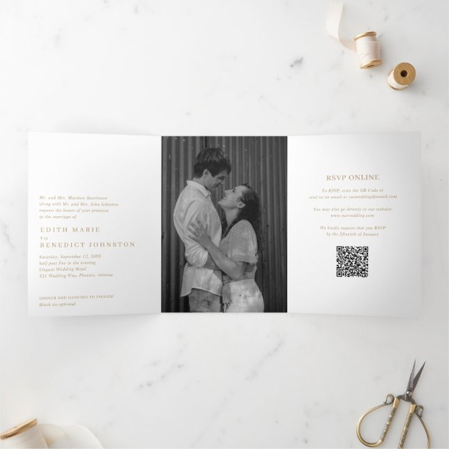 Invitation Trois Volets Minimaliste or QR Code photo Mariage moderne (Intérieur)