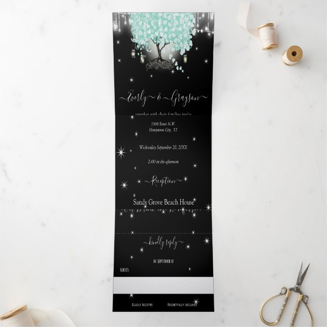Invitation Trois Volets Pastel Mint Green sur Black Heart Leaf Mariage (Intérieur)