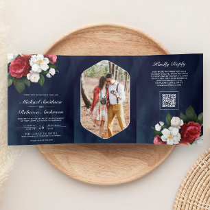 Invitation Trois Volets Roses Rouges Magnolia Blanche Code QR Bleu Nuit Ma