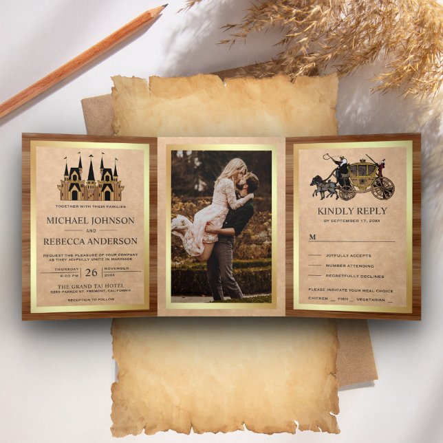 Invitation Trois Volets Rustique Kraft Wood Fairytale Castle Mariage Photo (Créateur téléchargé)