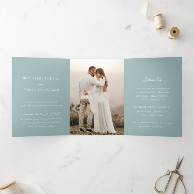Invitation Trois Volets Simple Muted Blue Photo Mariage élégant (Intérieur)