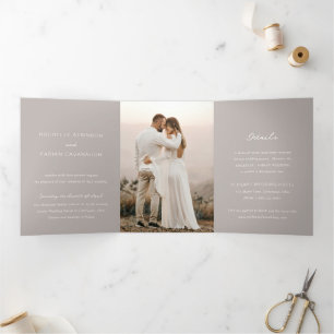 Invitation Trois Volets Simple Taupe Photo Élégant Mariage